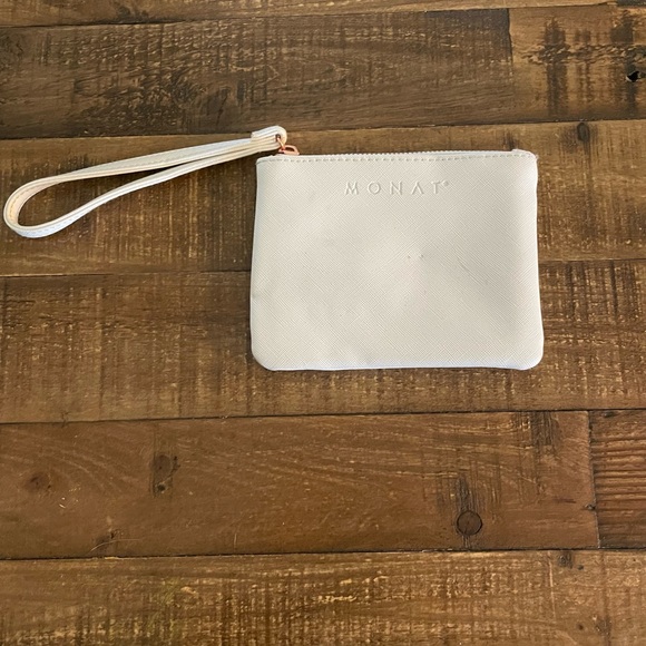 Monat - Picture 3 of 14